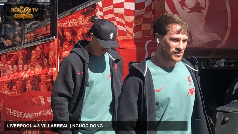 Alexis Mac Allister trong trang phục Liverpool năm 2025