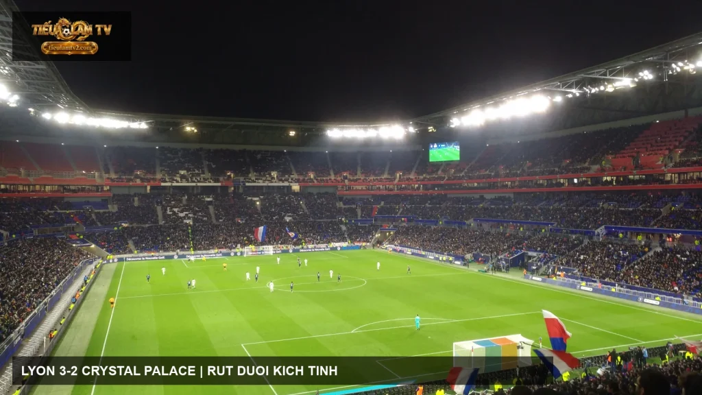 Một trận đấu của Olympique Lyonnais tại Groupama Stadium